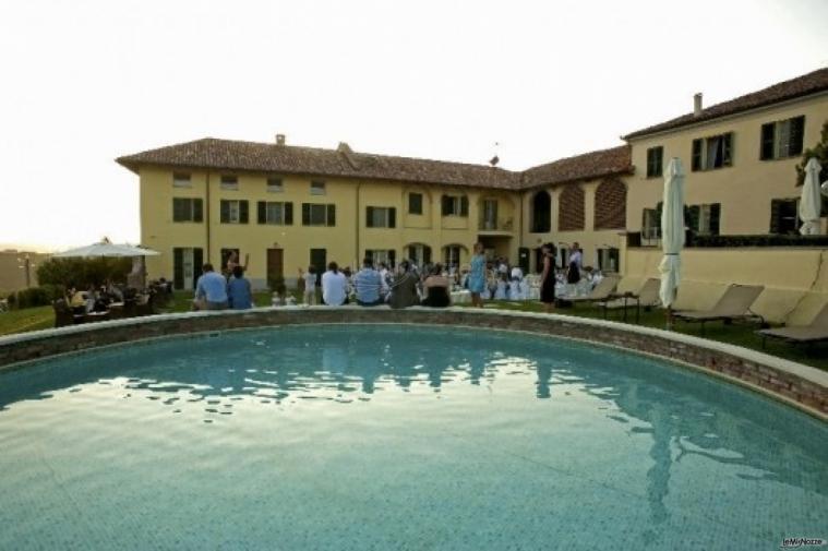 Piscina dell'agriturismo per ricevimenti di matrimonio