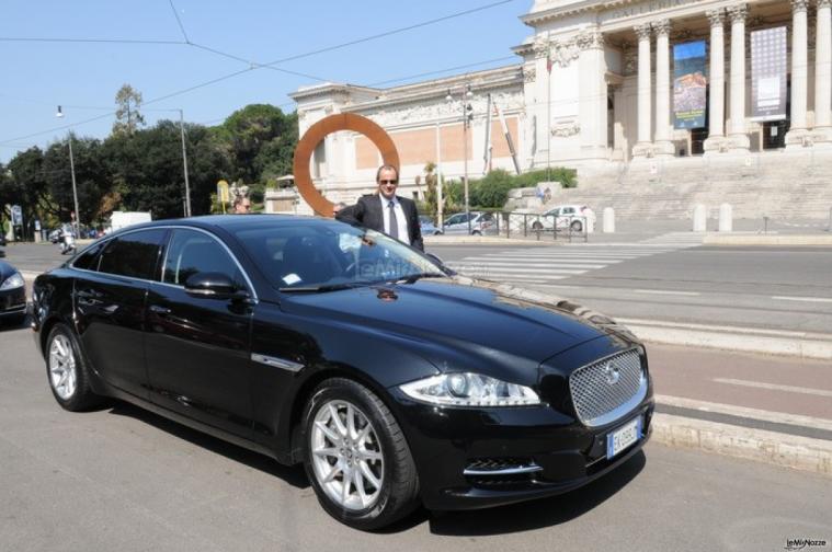 Noleggio auto per il matrimonio con conducente