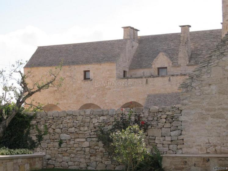 Masseria Bonelli - Un vista laterale della masseria