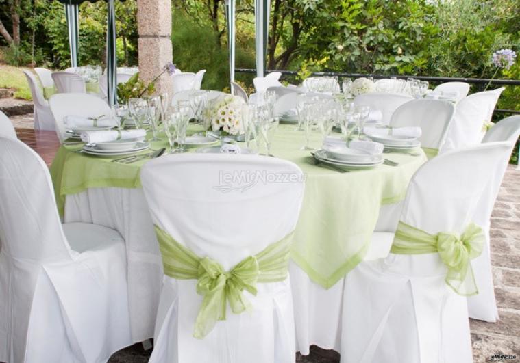 Mise en place verde acqua per il matrimonio