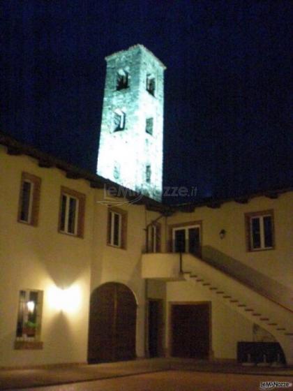 la torre illuminata