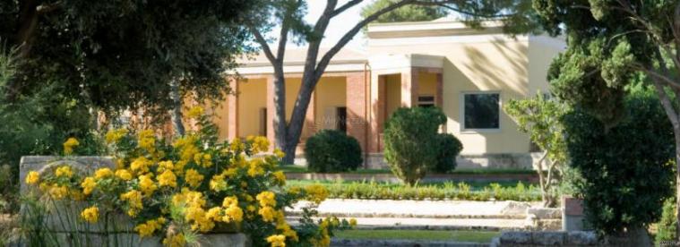 Esterno con giardino dell'Hotel il Parco a Siracusa