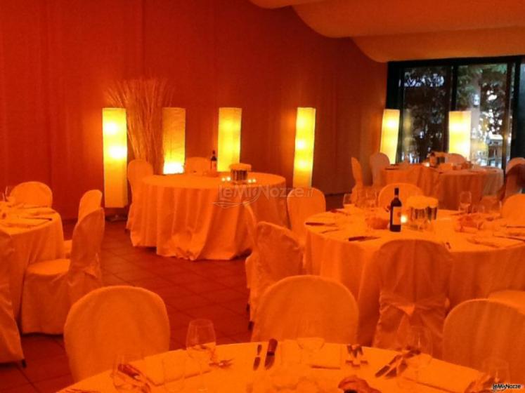 I tavoli rotondi - Ristorante per matrimoni a Milano Casa dei Ciliegi