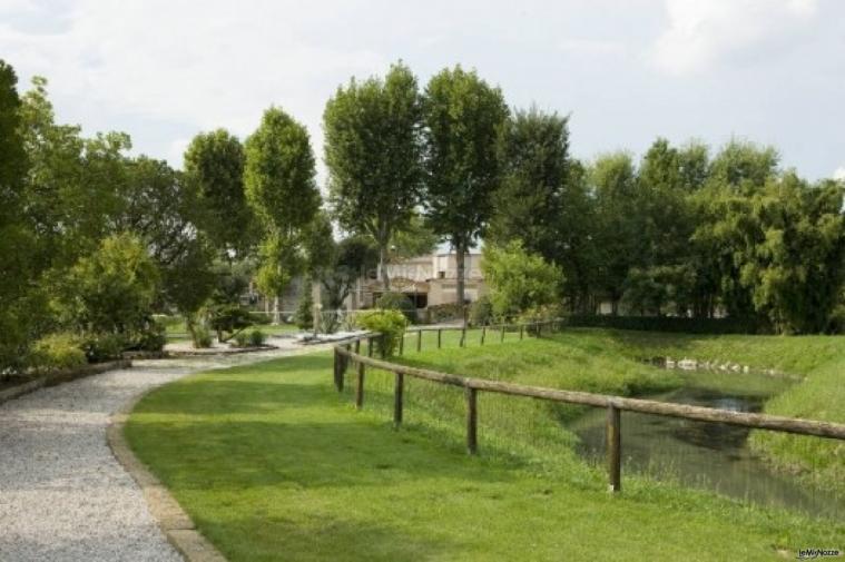 Viale che conduce a Baracca Storica Hostaria