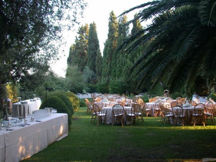 Aperitivo di matrimonio in giardino